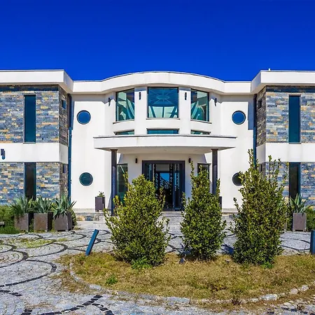 Royal Premium Villas Hotel