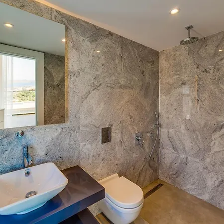 Hotel Royal Premium Villas *