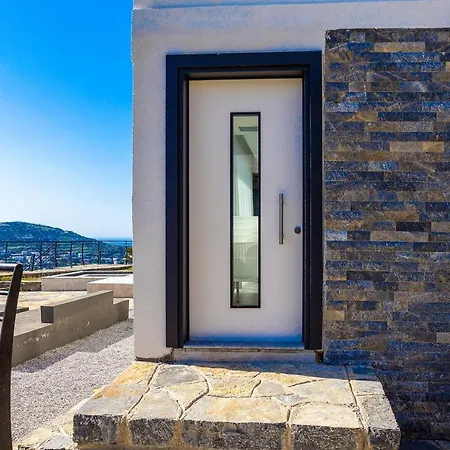 Royal Premium Villas Hotel